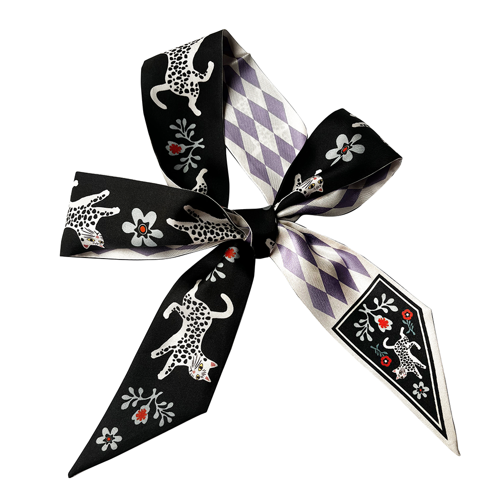 Foulard fin 100 % soie de mûrier de qualité supérieure - Motif chat et fleur rose