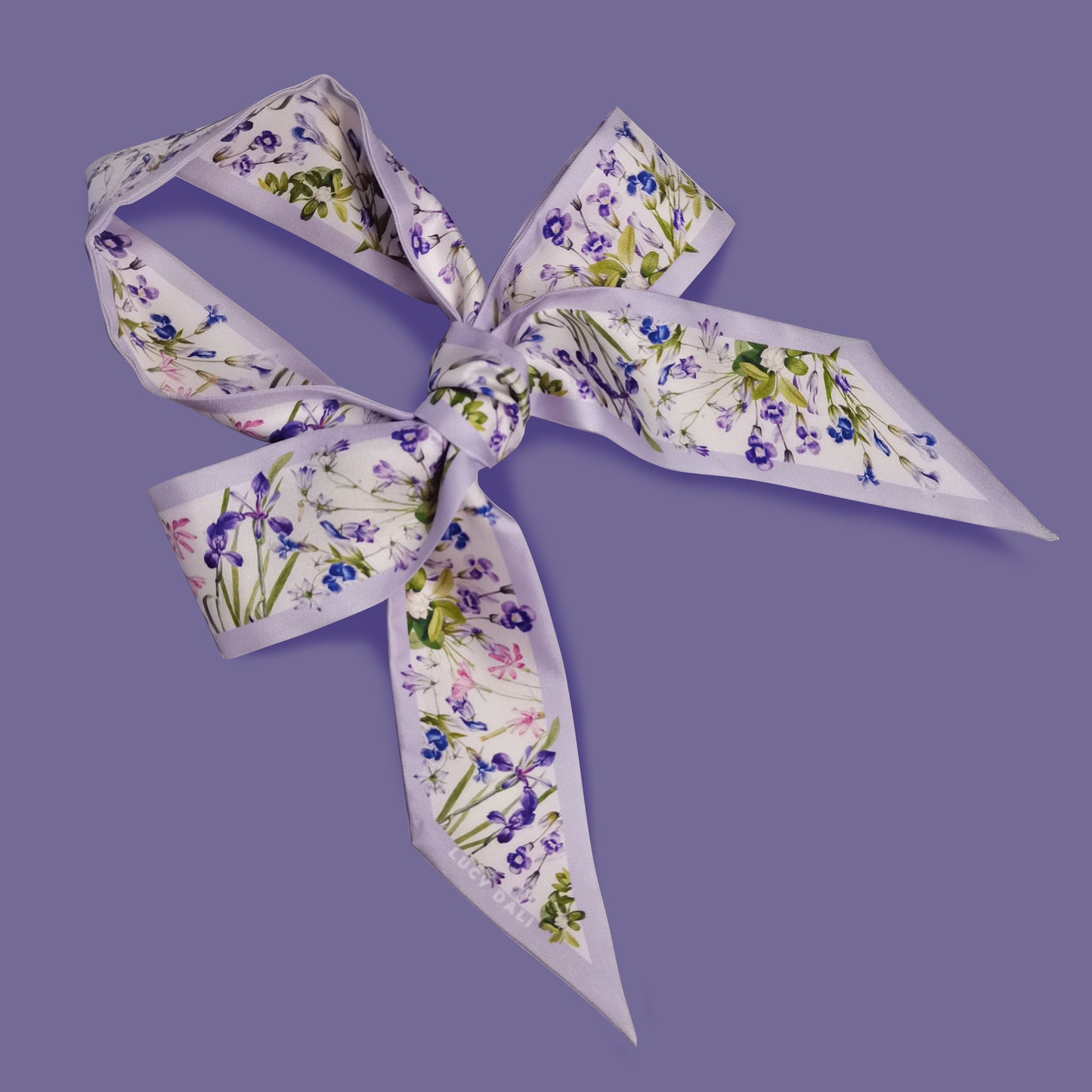 Foulard fin 100 % soie de mûrier de qualité supérieure - Motif floral lavande