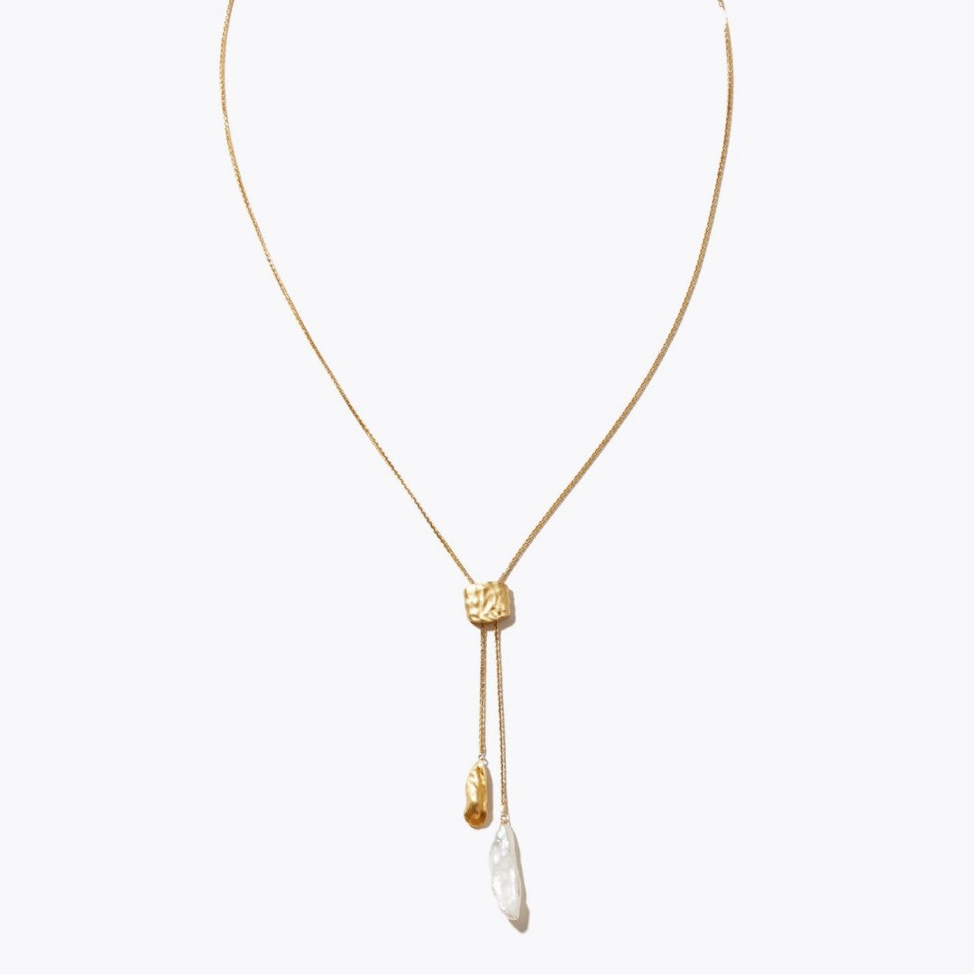 Collier de perles à long fil en or 18 carats