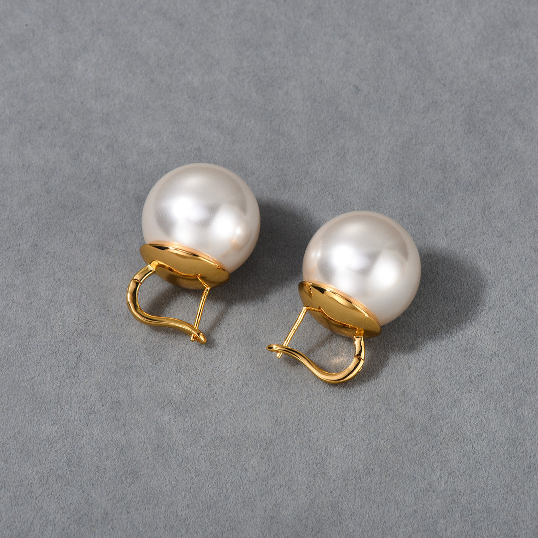 Boucles d'oreilles en or 18 carats avec grosses perles