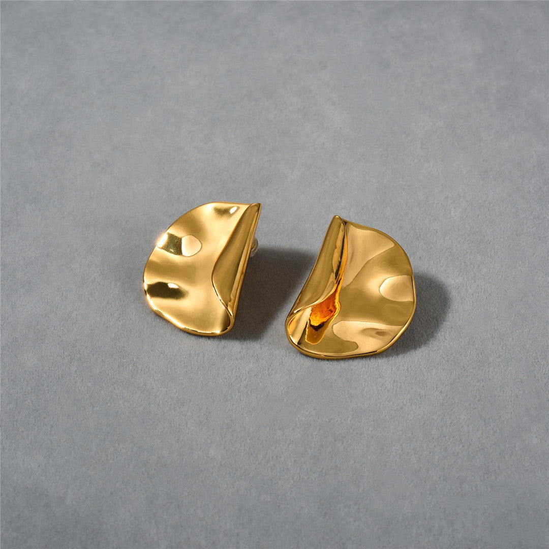 18K Gold Minimalist Earrings