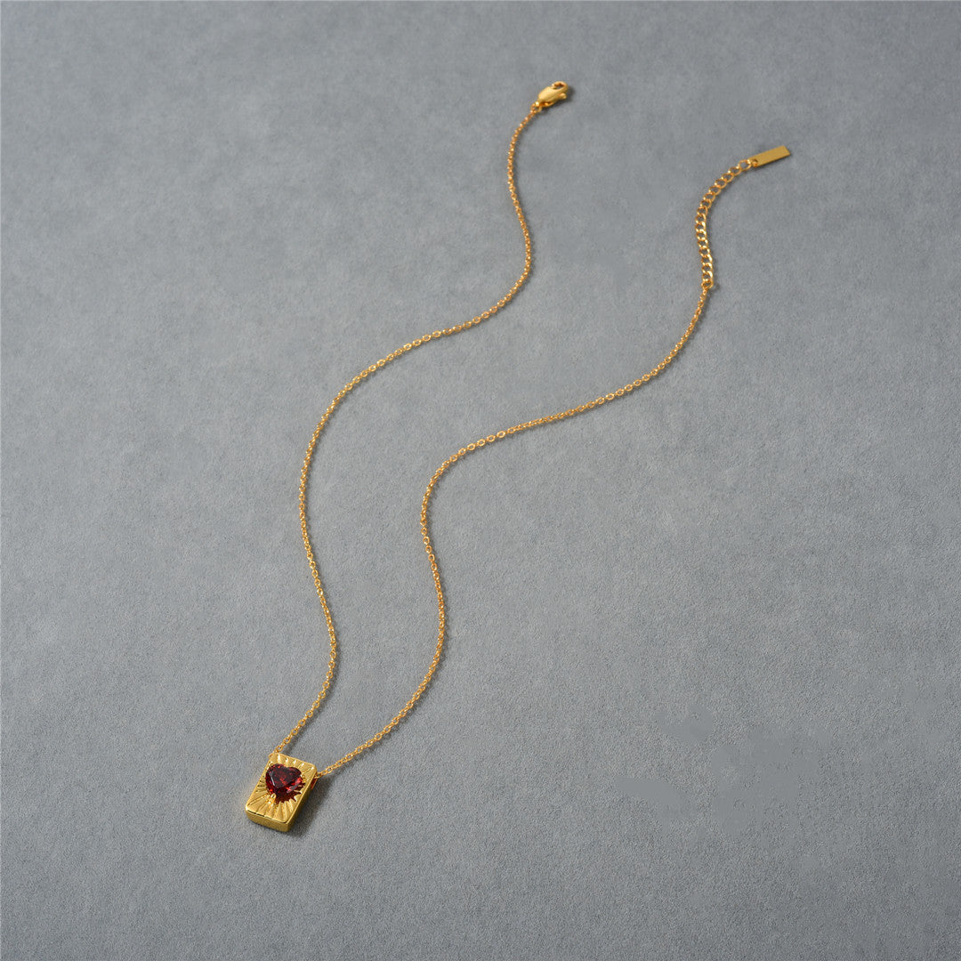 18K Gold Red Heart-shaped Necklace