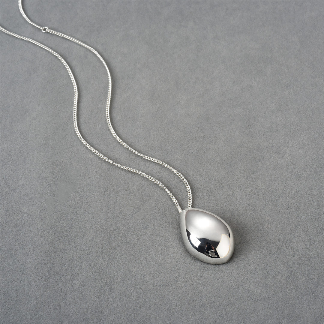 18K Gold Elliptical pendant Necklace