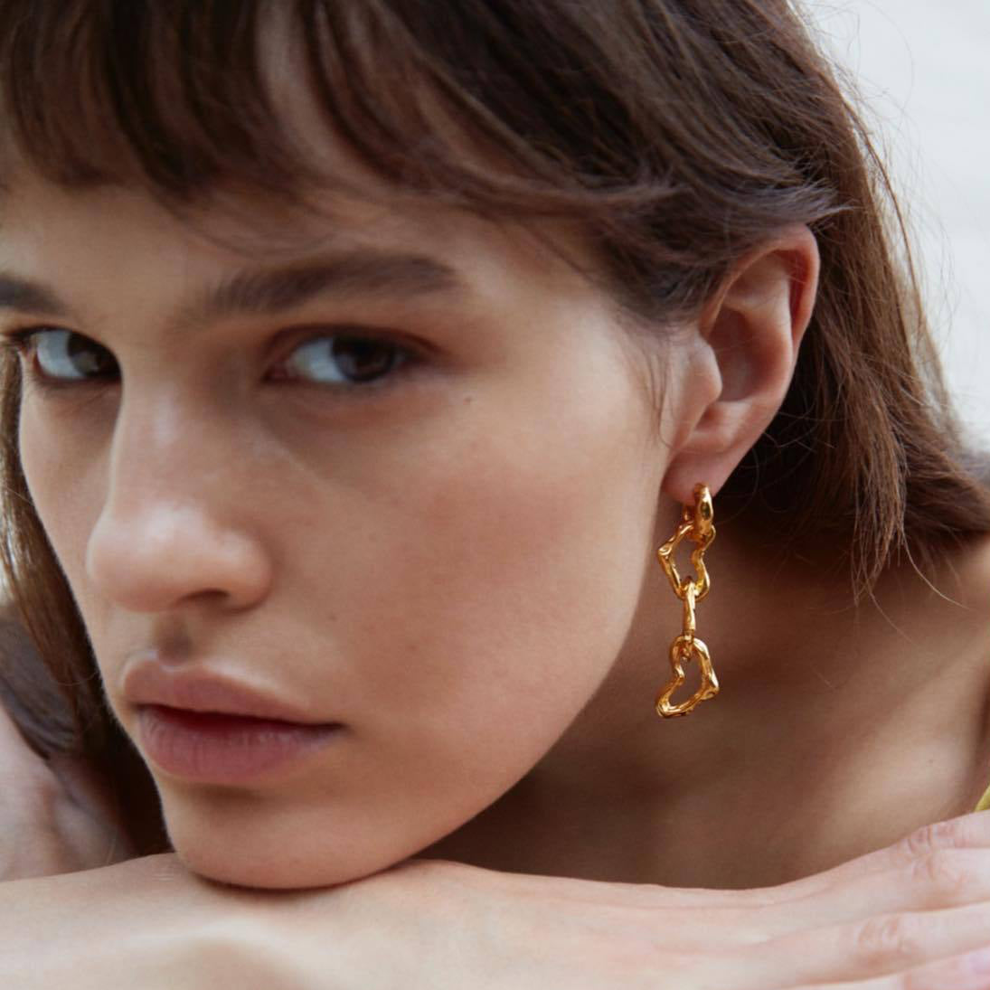 18K Gold Heart-shaped Hoop Earrings