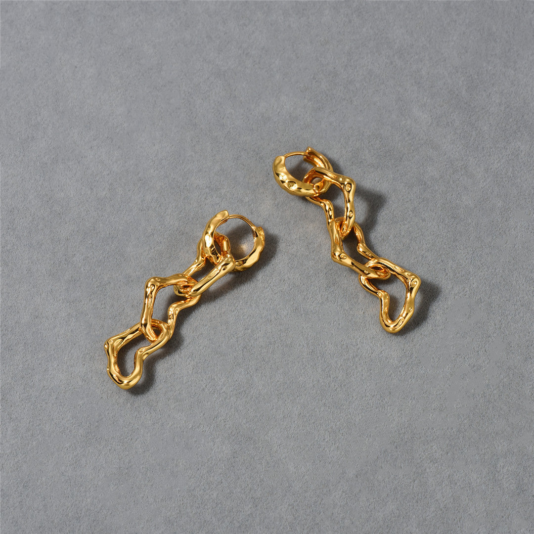 18K Gold Heart-shaped Hoop Earrings