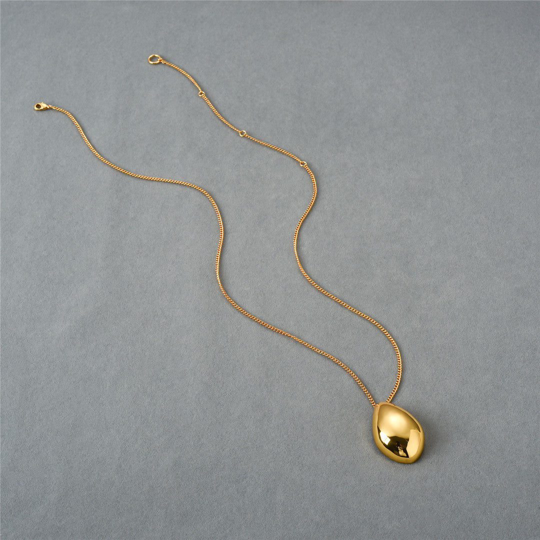 18K Gold Elliptical pendant Necklace