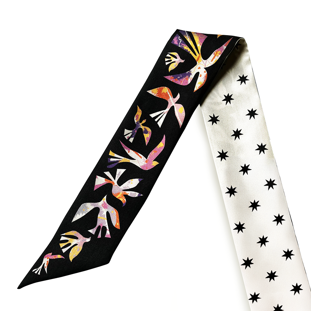 Foulard fin 100 % soie de mûrier de qualité supérieure - Motif chat et fleur rose