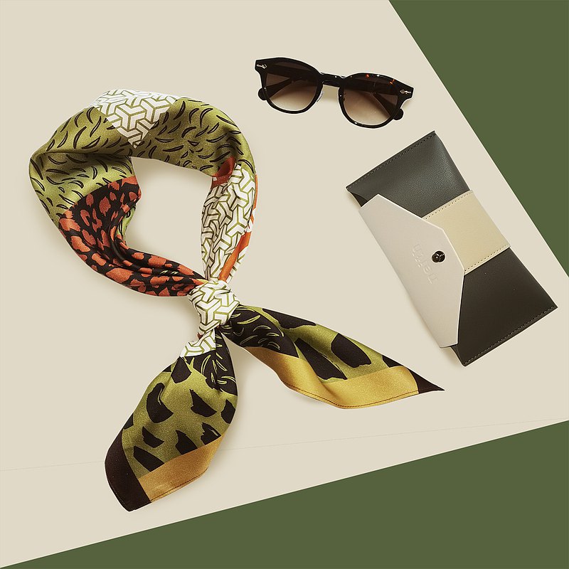 Premium 100% Mulberry Silk Square Scarf - Geometric animal Pattern 30"x30"