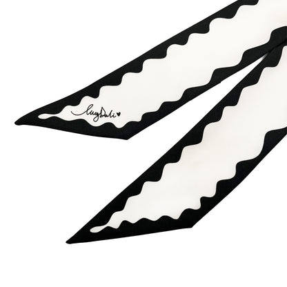 Foulard fin 100 % soie de mûrier de qualité supérieure - Motif chat et fleur rose