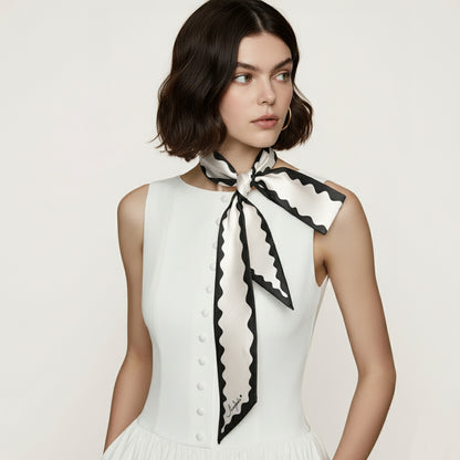 Foulard fin 100 % soie de mûrier de qualité supérieure - Motif chat et fleur rose